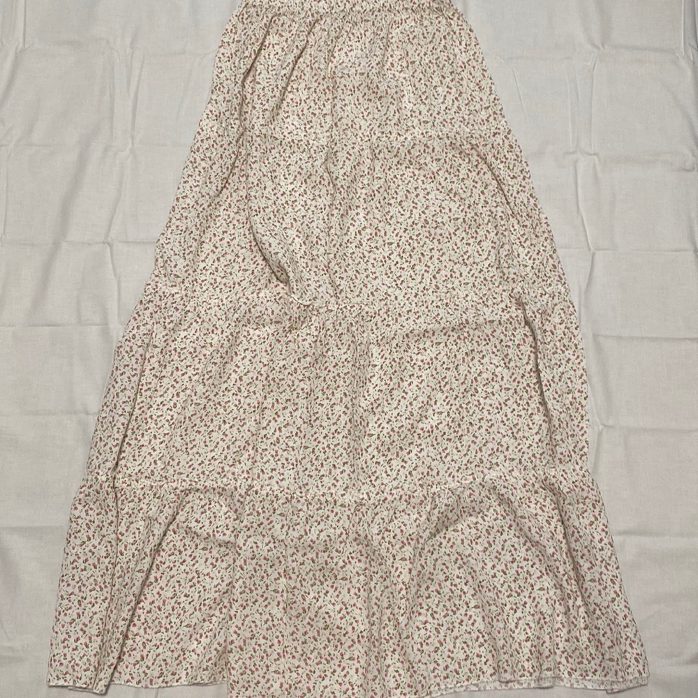 Brandy Melville floral tiered maxi skirt